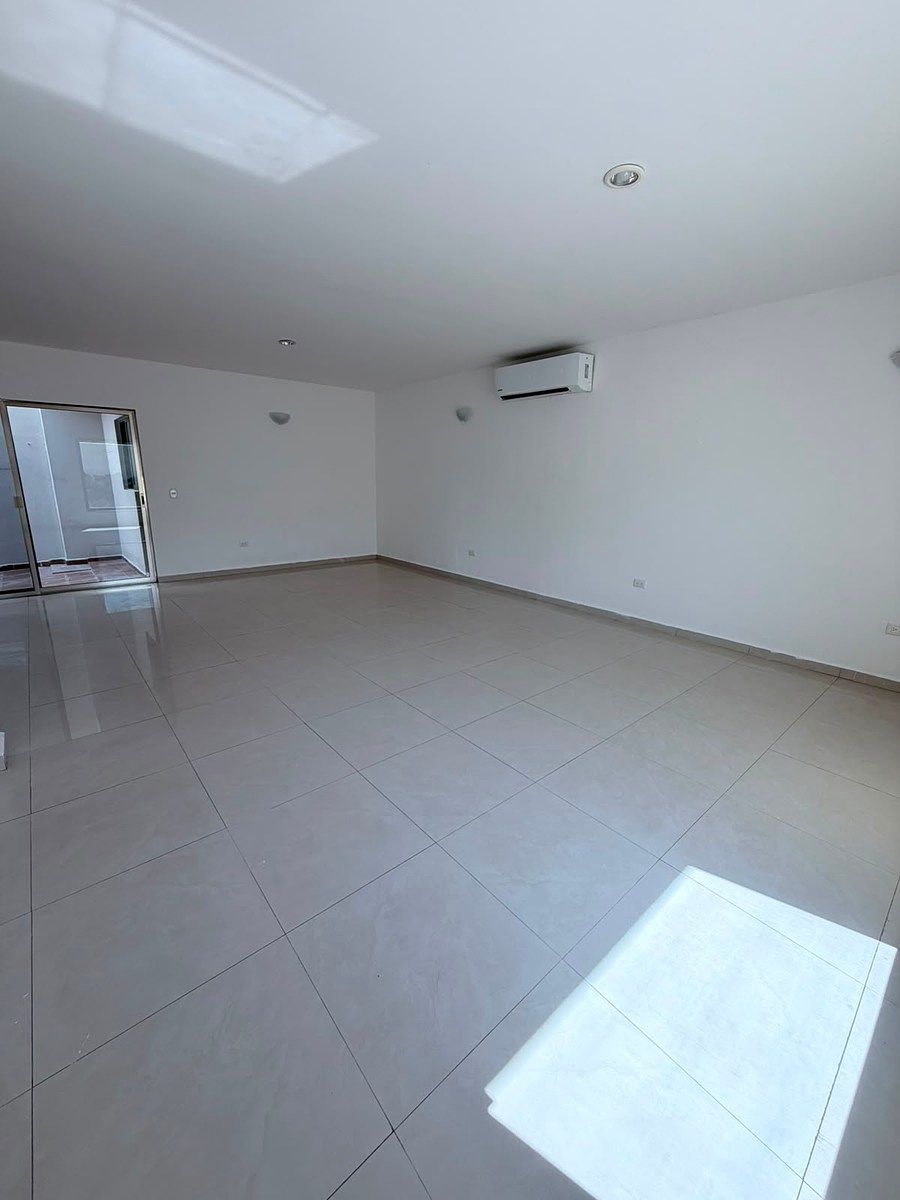 Casa en Residencial Cumbres, Benito Juárez, foto 10 de 38
