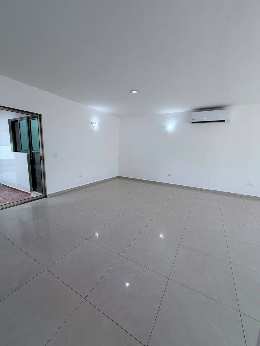 Casa en Residencial Cumbres, Benito Juárez, foto 9 de 38