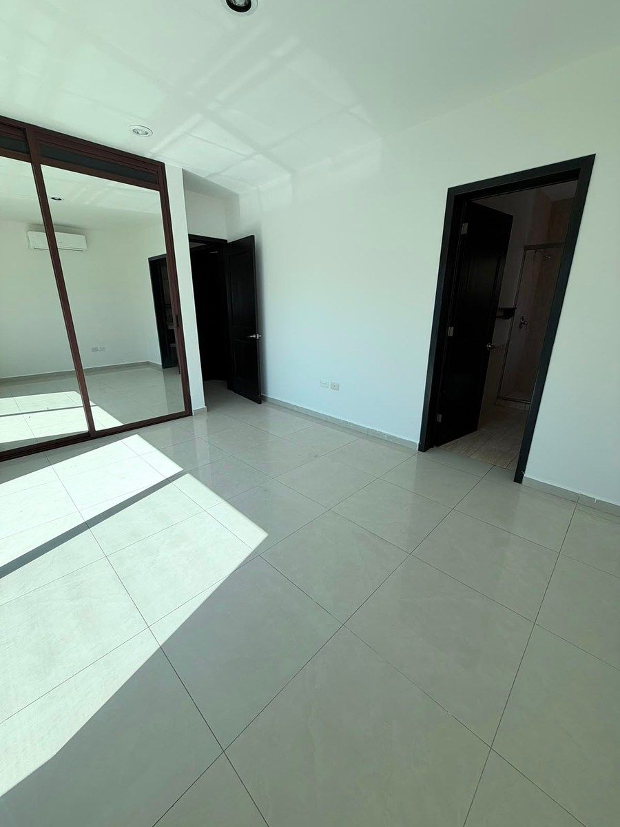 Casa en Residencial Cumbres, Benito Juárez, foto 6 de 38
