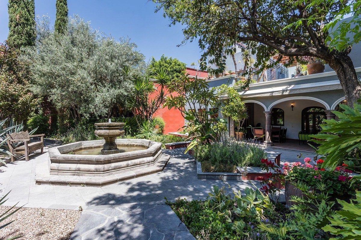 Casa en San Miguel de Allende, cerca del Centro, amueblada y con casita, foto 1 de 33