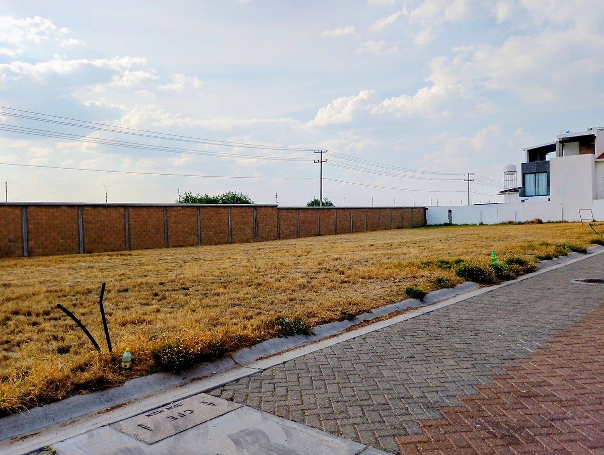 TERRENO À VENDA NO RESIDENCIAL LAS PLAZAS, foto 1 de 7