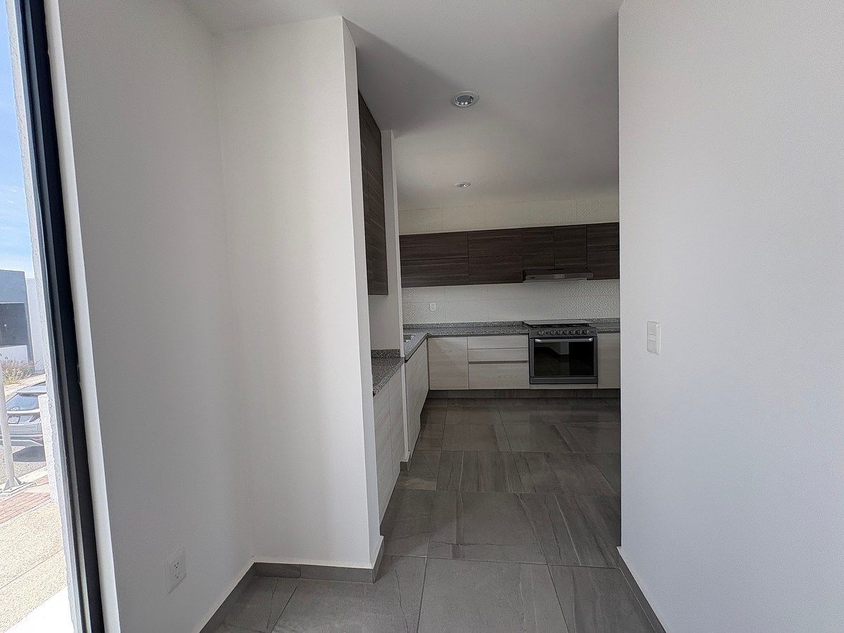 Casa em condomínio fechado em Colinas de Juriquilla, Querétaro, foto 2 de 30