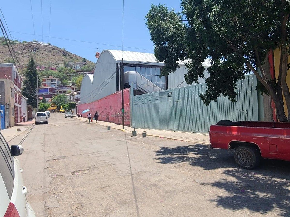 Bodega comercial en Santa Clara Coatitla, Ecatepec de Morelos, foto 13 de 17