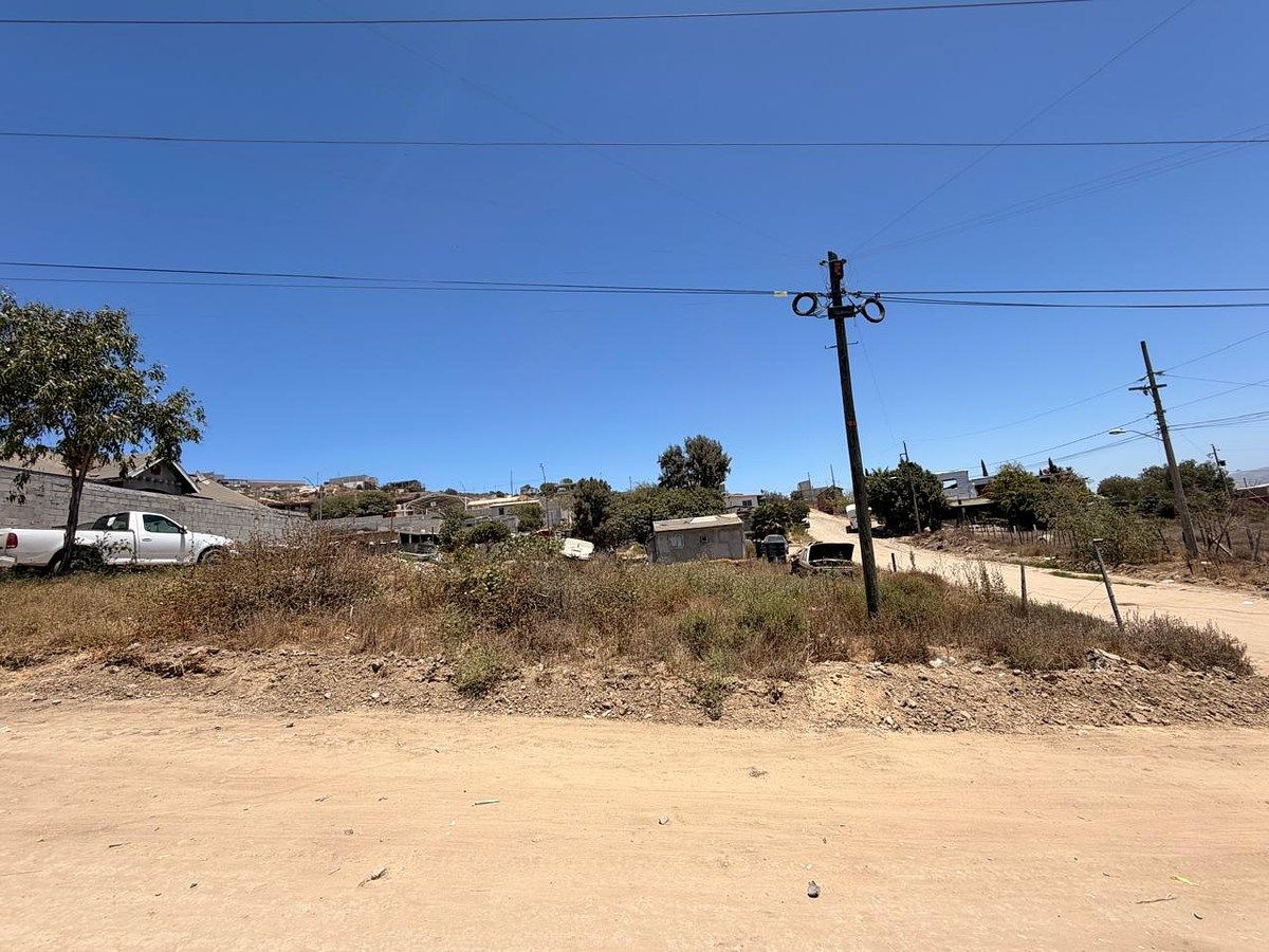 Lote em Valle Dorado, Tijuana, foto 2 de 5