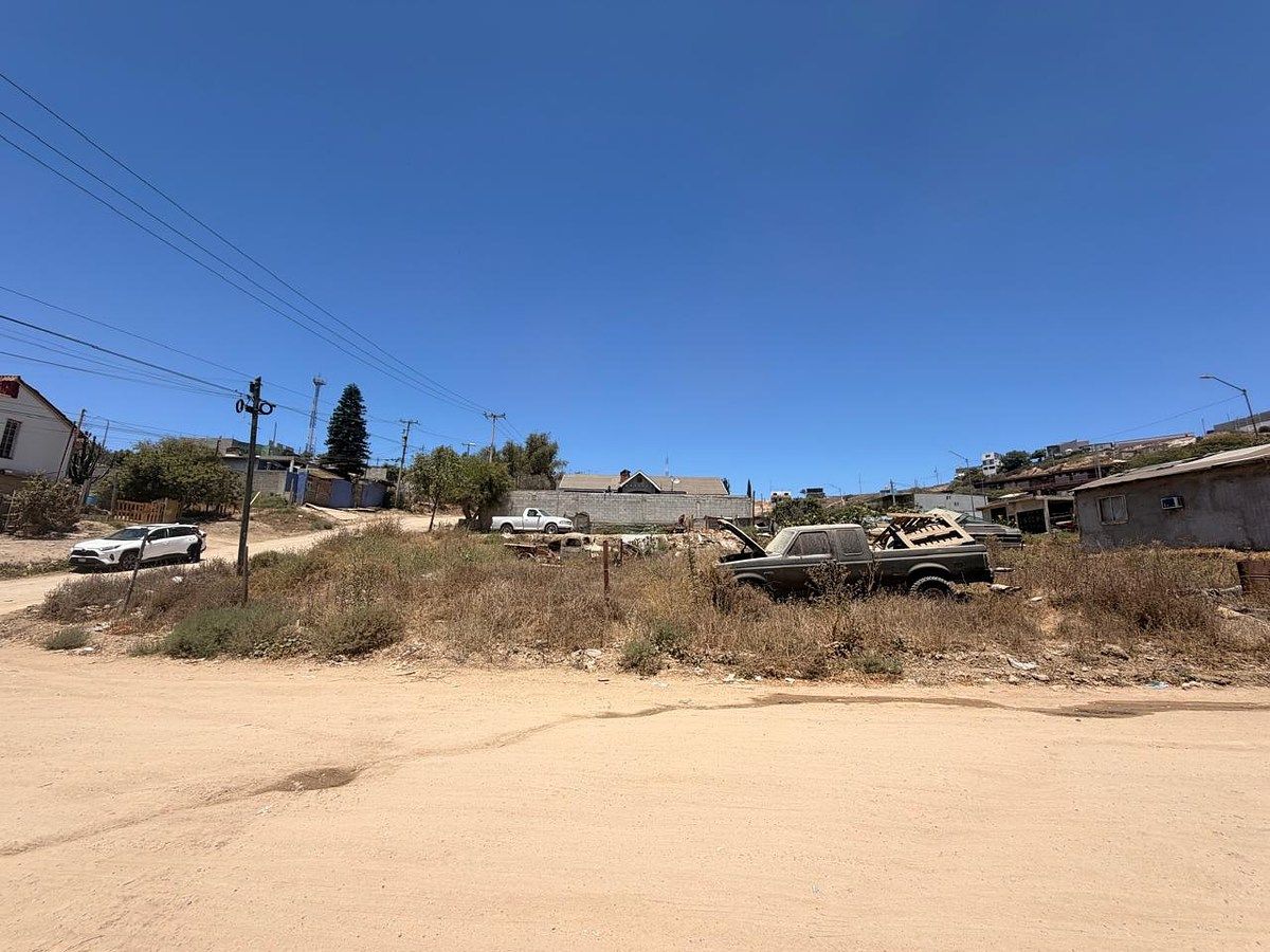Lote em Valle Dorado, Tijuana, foto 4 de 5