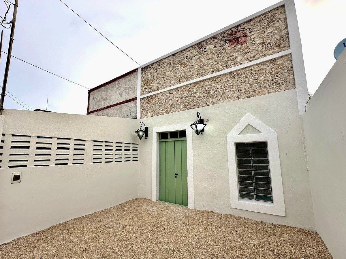 Casa restaurada à venda no coração do Centro Histórico de Mérida, foto 1 de 21
