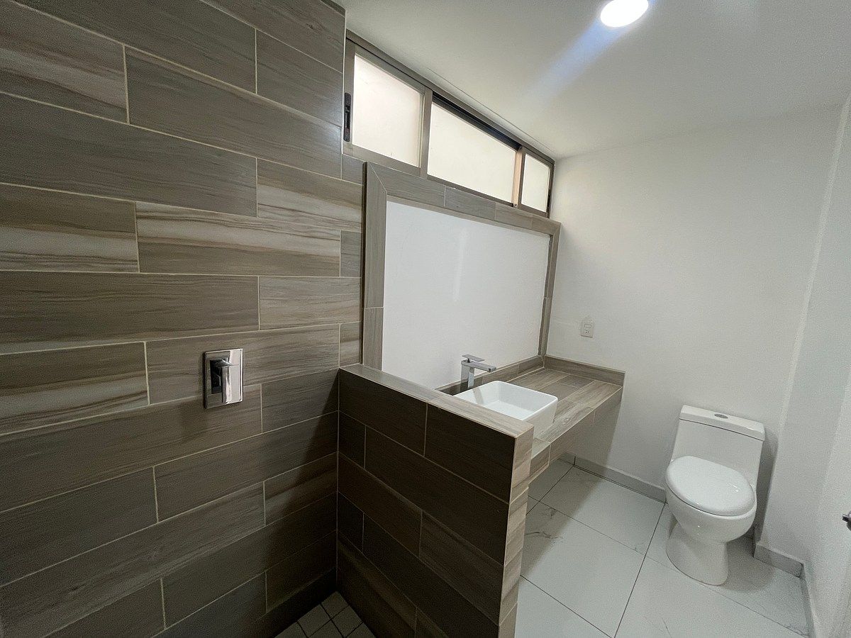 Baño rec. 2 Planta baja, foto 11 de 22