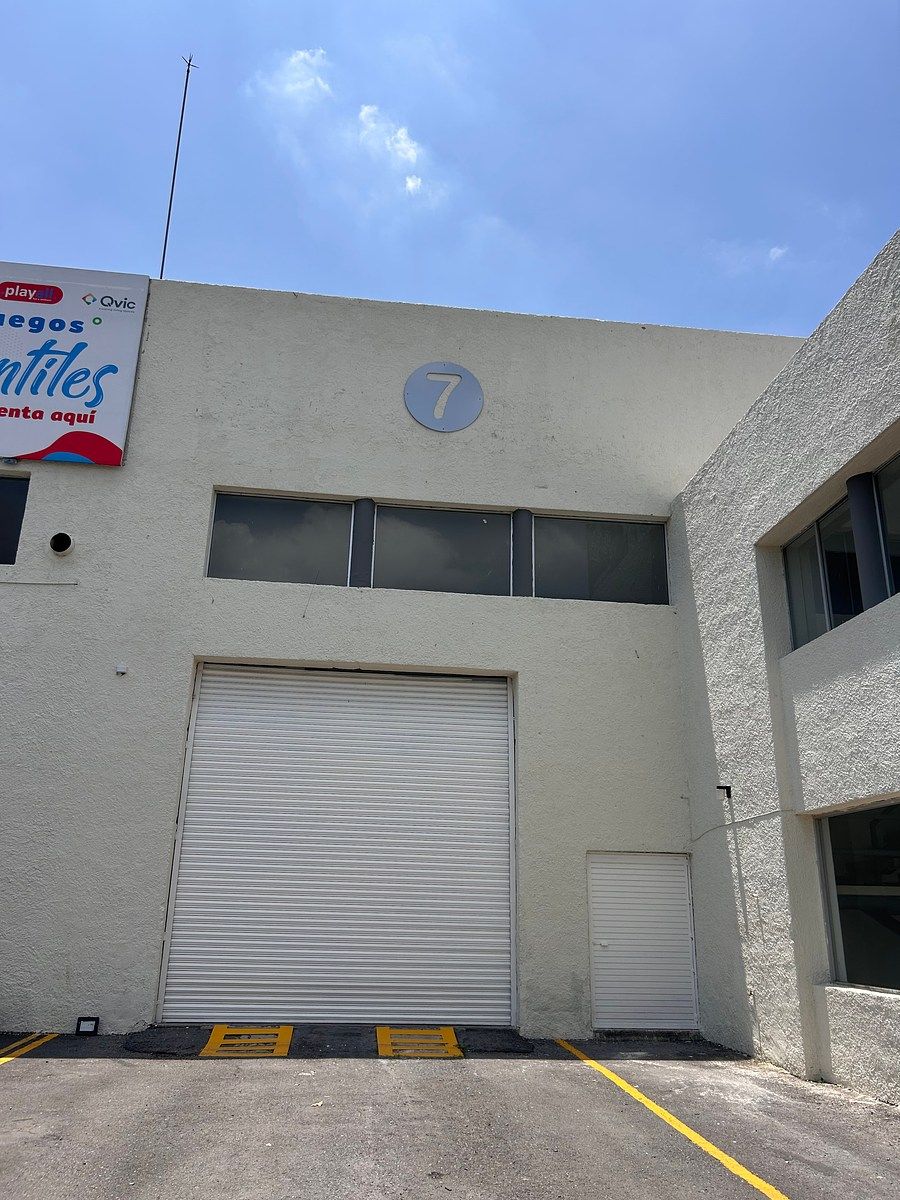 Galpão industrial em Francisco Sarabia, Zapopan, foto 2 de 14