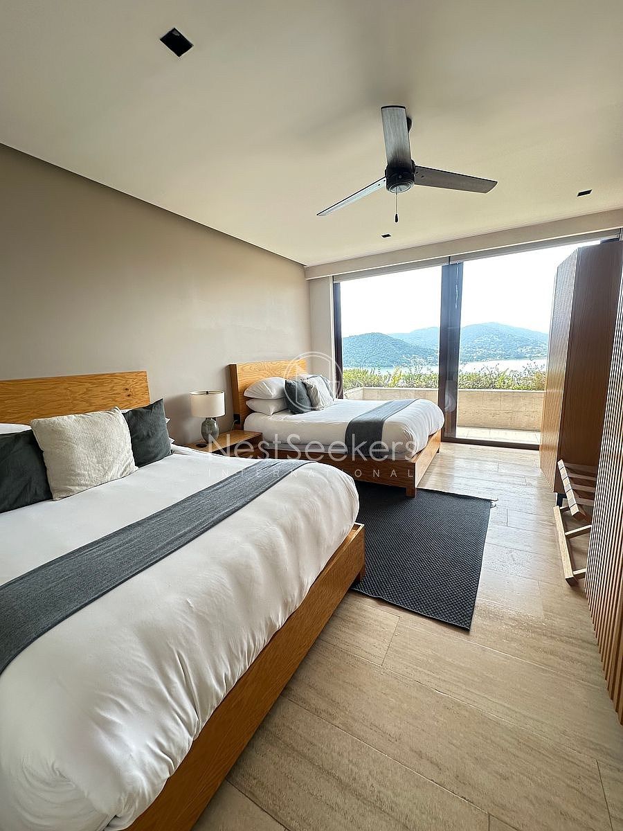 House in Gated Community in San Gaspar, Valle de Bravo, photo 16 of 40