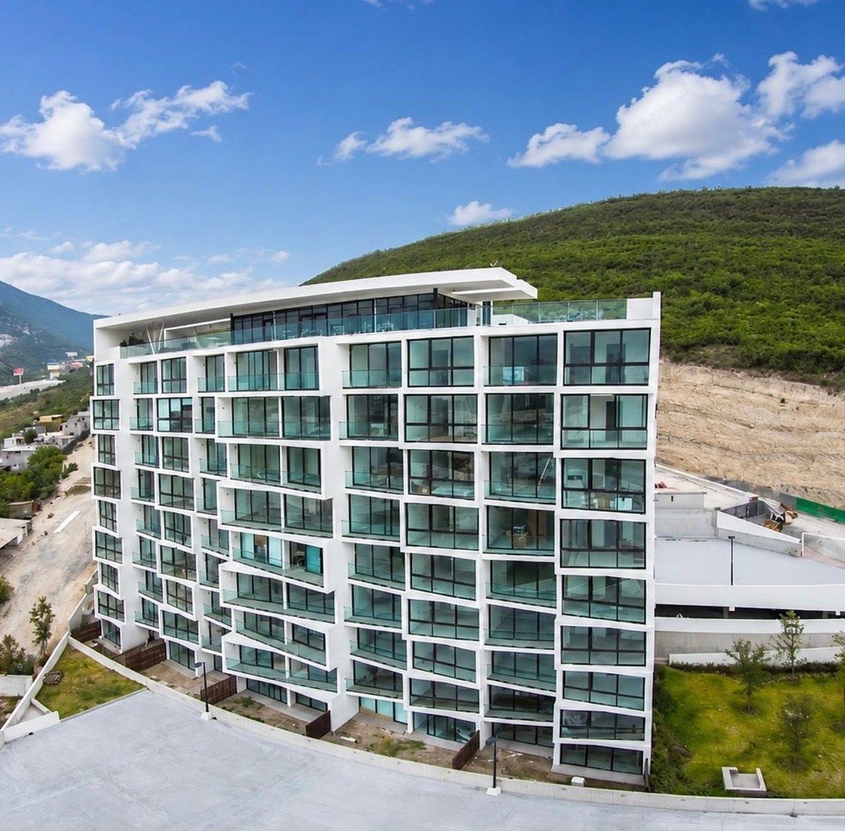 APARTAMENTO MOBILIADO PARA ALUGUEL EM ETHEREA, ZONA SAN JERONIMO, foto 1 de 10