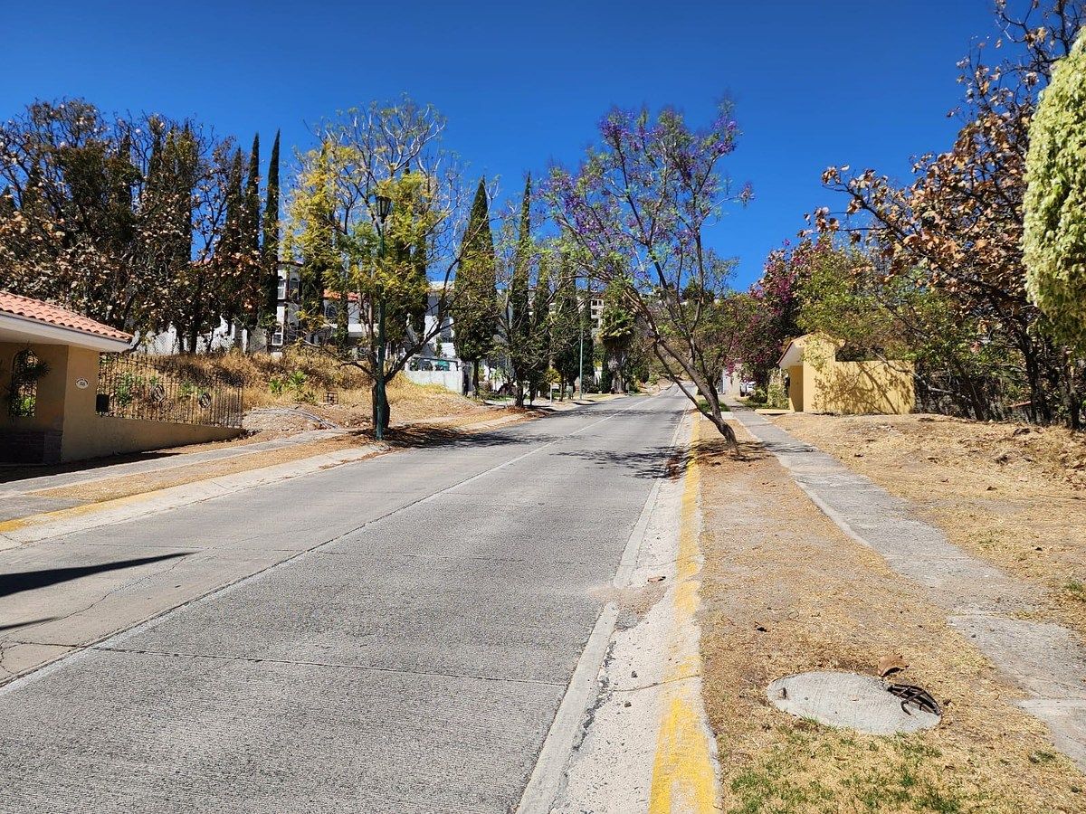 Terreno à venda em El Palomar, foto 1 de 6