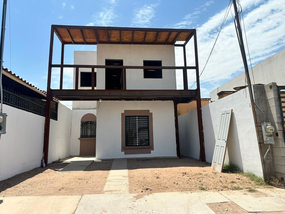CASA EN RENTA VILLAS DEL REY, foto 1 de 17