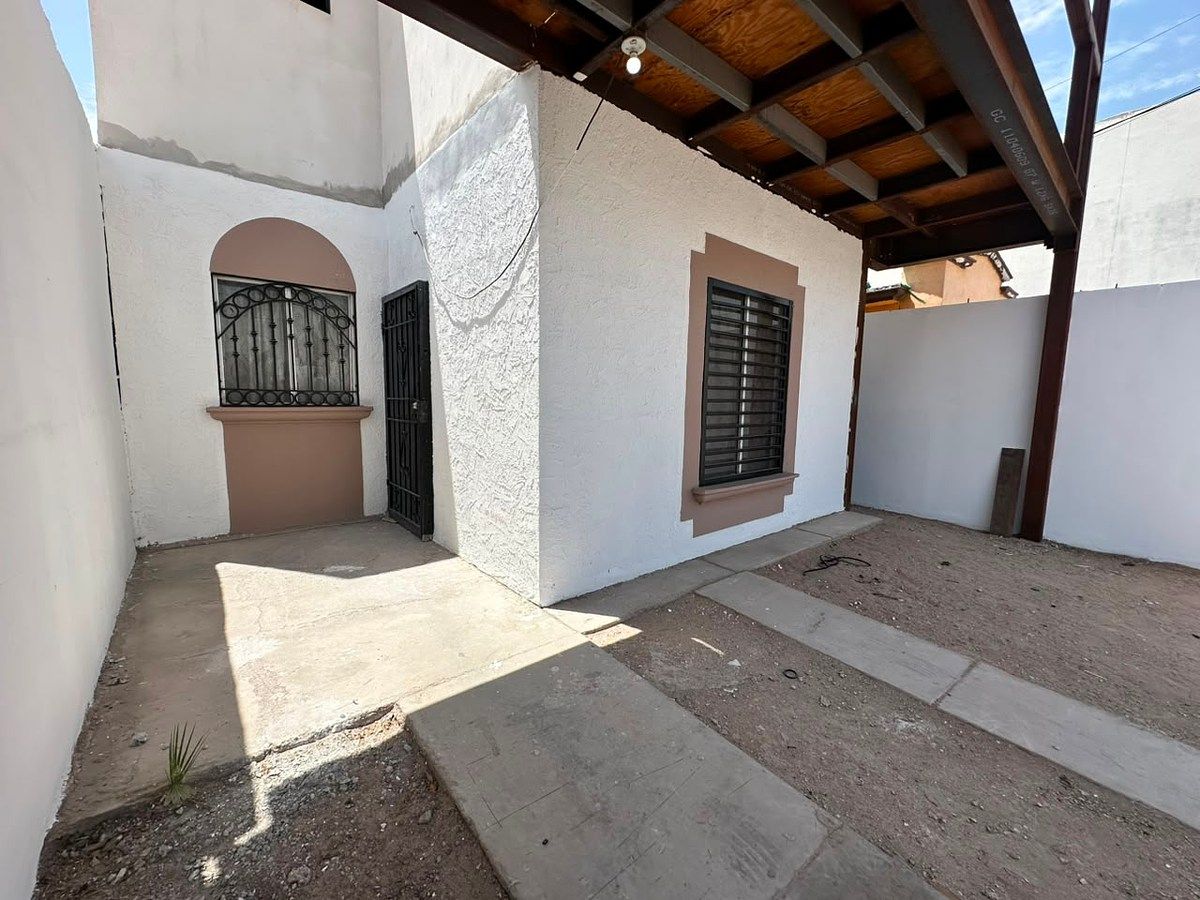 Casa en Villa del Rey Primera Etapa, Mexicali, foto 2 de 17