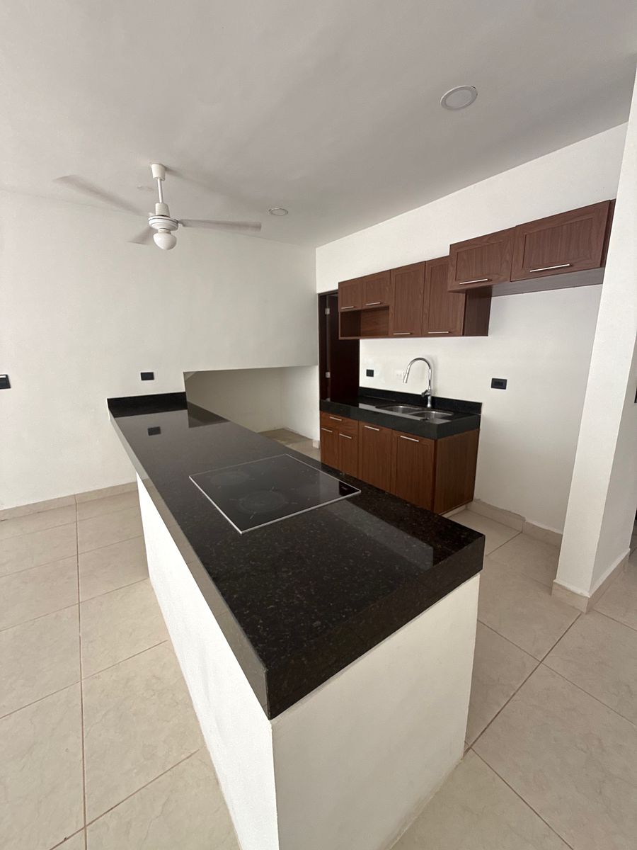 House in Cholul, Mérida, photo 2 of 22