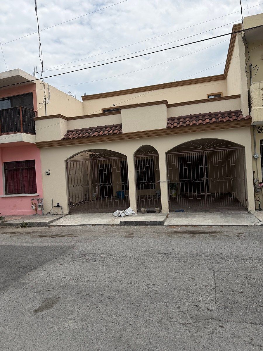 House for sale in Spain, photo 1 of 18