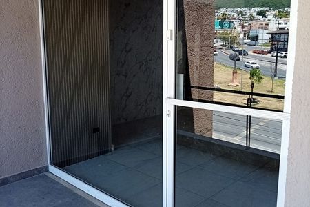 Oficina en renta en Plaza OLAM – Cumbres 4° Sector, Monterrey