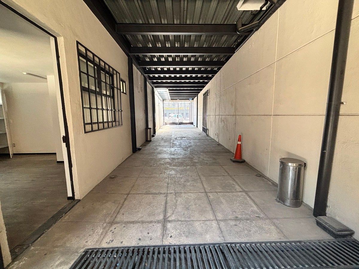 Sala Comercial em Ciudad Satélite, Naucalpan de Juárez, foto 9 de 11