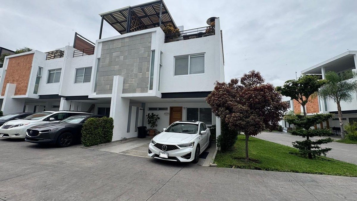 Casa em condomínio fechado em Huentitán El Alto, Guadalajara, foto 3 de 25