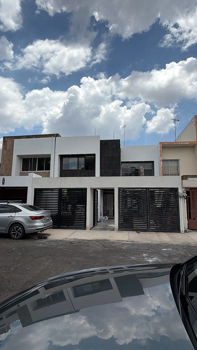 CASA À VENDA EM PASEOS DE TAXQUEÑA, foto 1 de 15