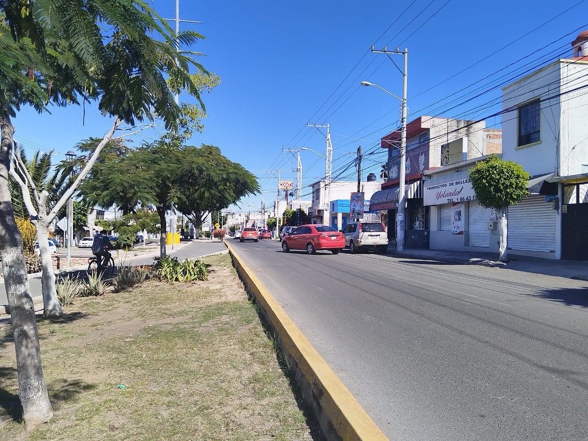 House with Commercial Use in El Pórtico, Corregidora, photo 2 of 16