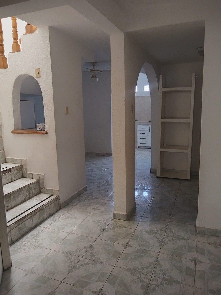 House with Commercial Use in El Pórtico, Corregidora, photo 10 of 16