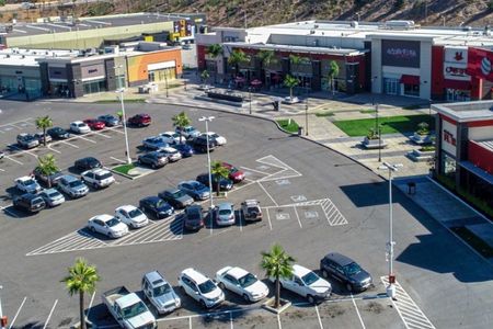 Excellent commercial land in Pacifico Commercial Plaza!