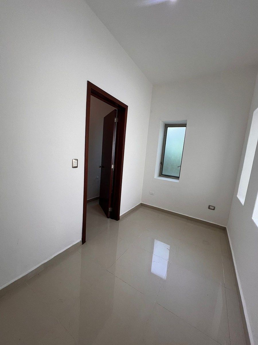 House in Residencial Cumbres, Benito Juárez, photo 8 of 44