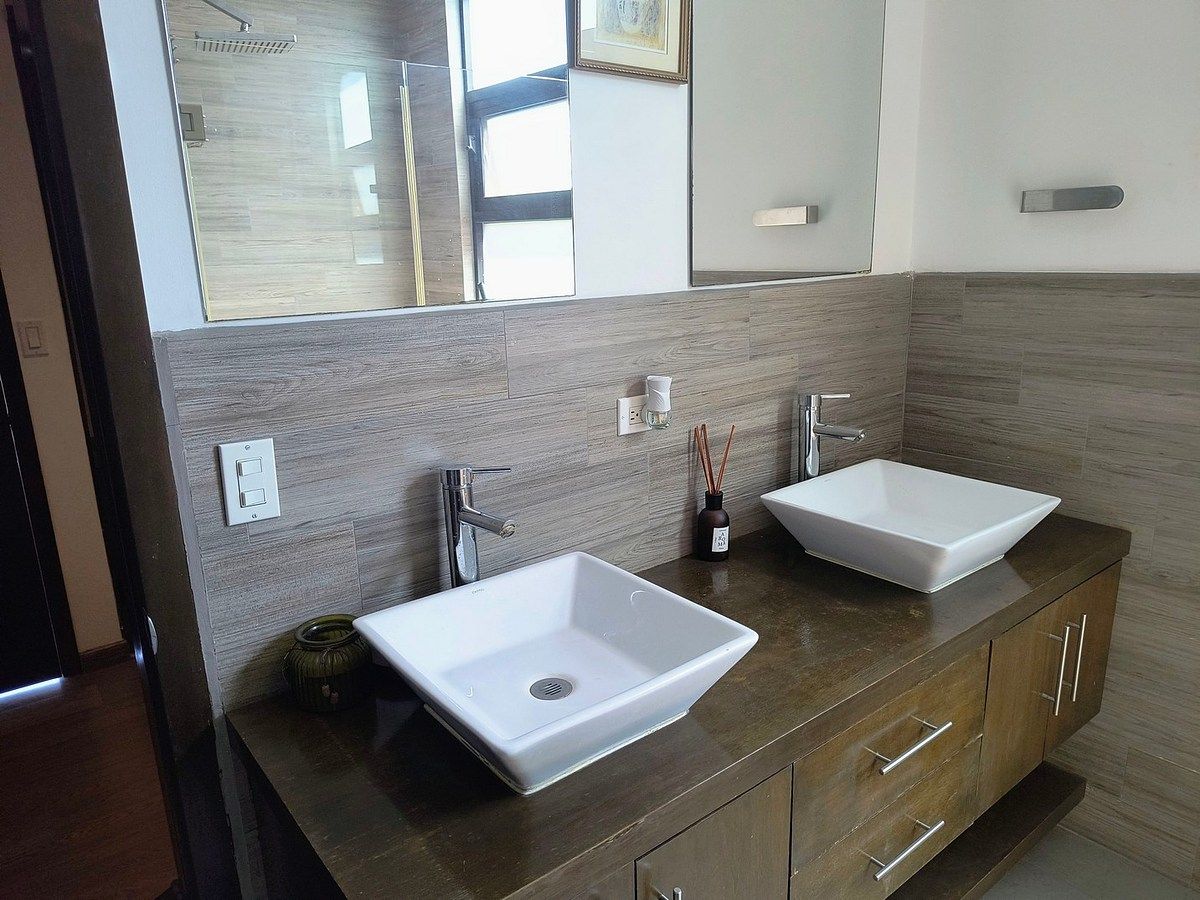 House in Gated Community in Chula Vista, Tijuana, photo 13 of 19