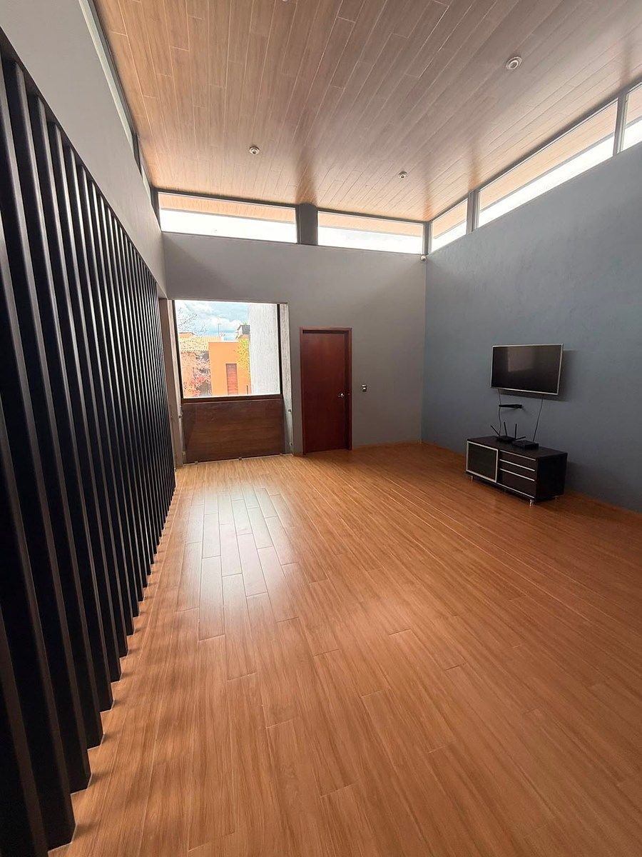 House in La Campiña del Bosque, León, photo 3 of 17