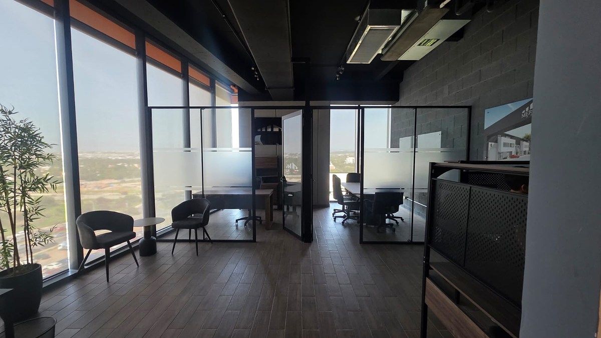 Office in Jurica, Querétaro, photo 4 of 17