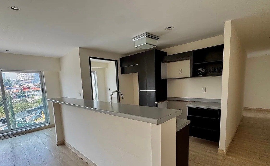 Apartment in Bosques de las Palmas, Huixquilucan, photo 2 of 27