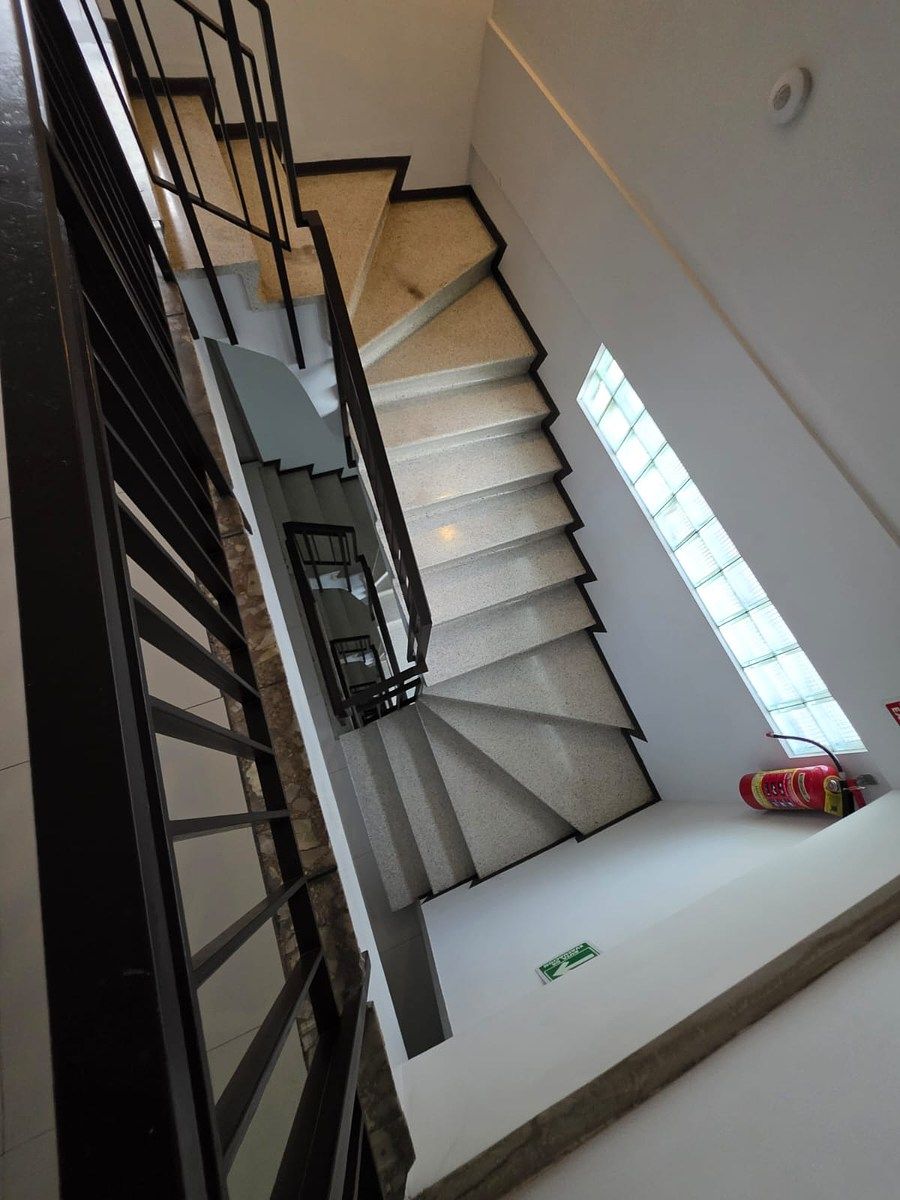 Escaleras, foto 22 de 22