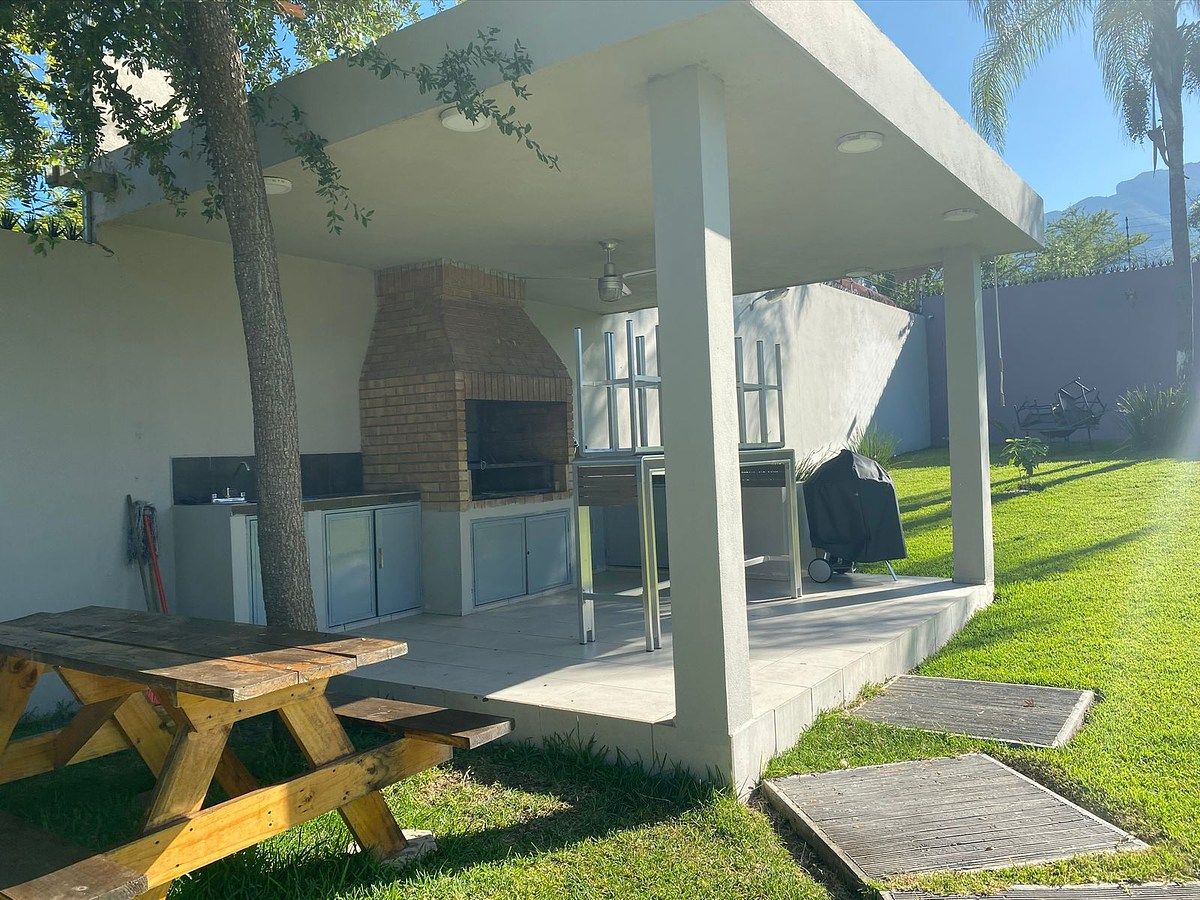 Quinta en Los Cavazos, Santiago, foto 4 de 28