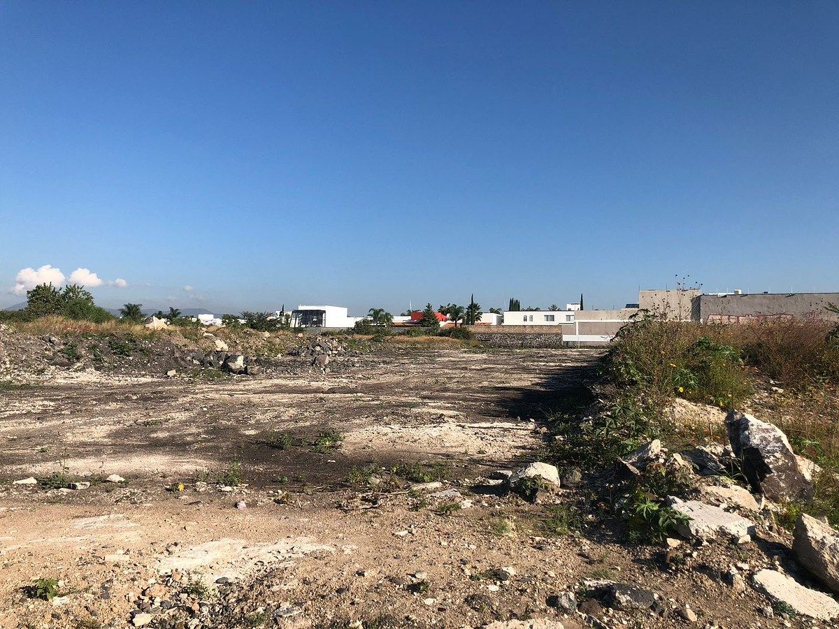 Lote comercial em Juriquilla Santa Fe, Querétaro, foto 2 de 7