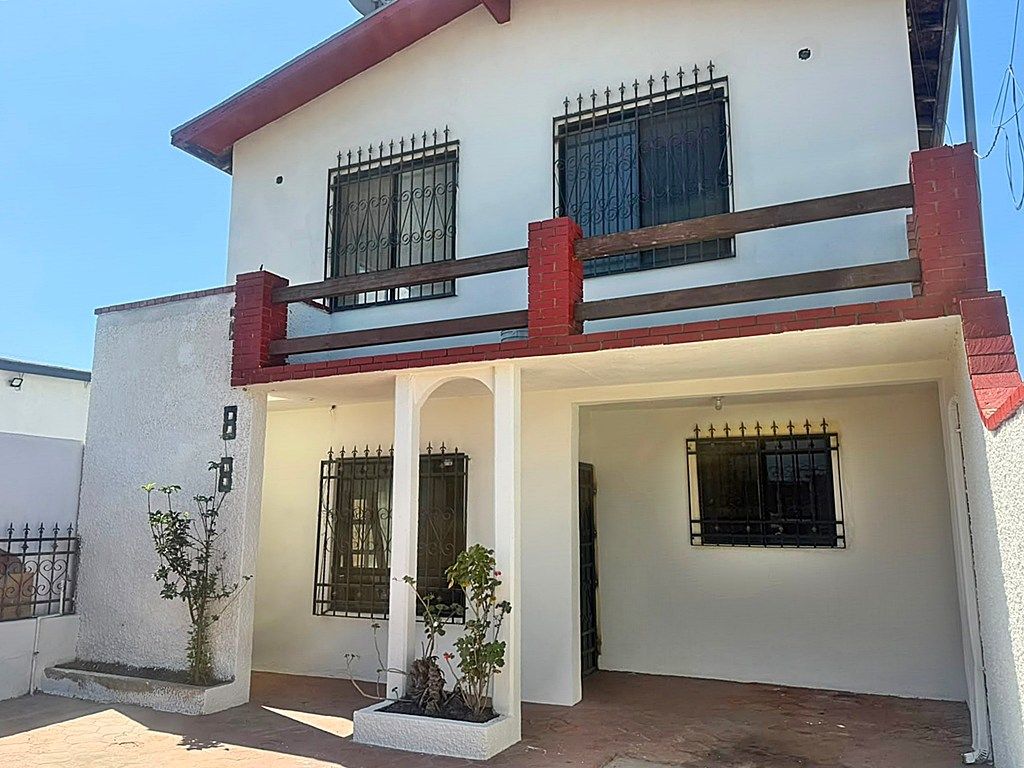 Casa en Los Maestros, Ensenada, foto 2 de 8
