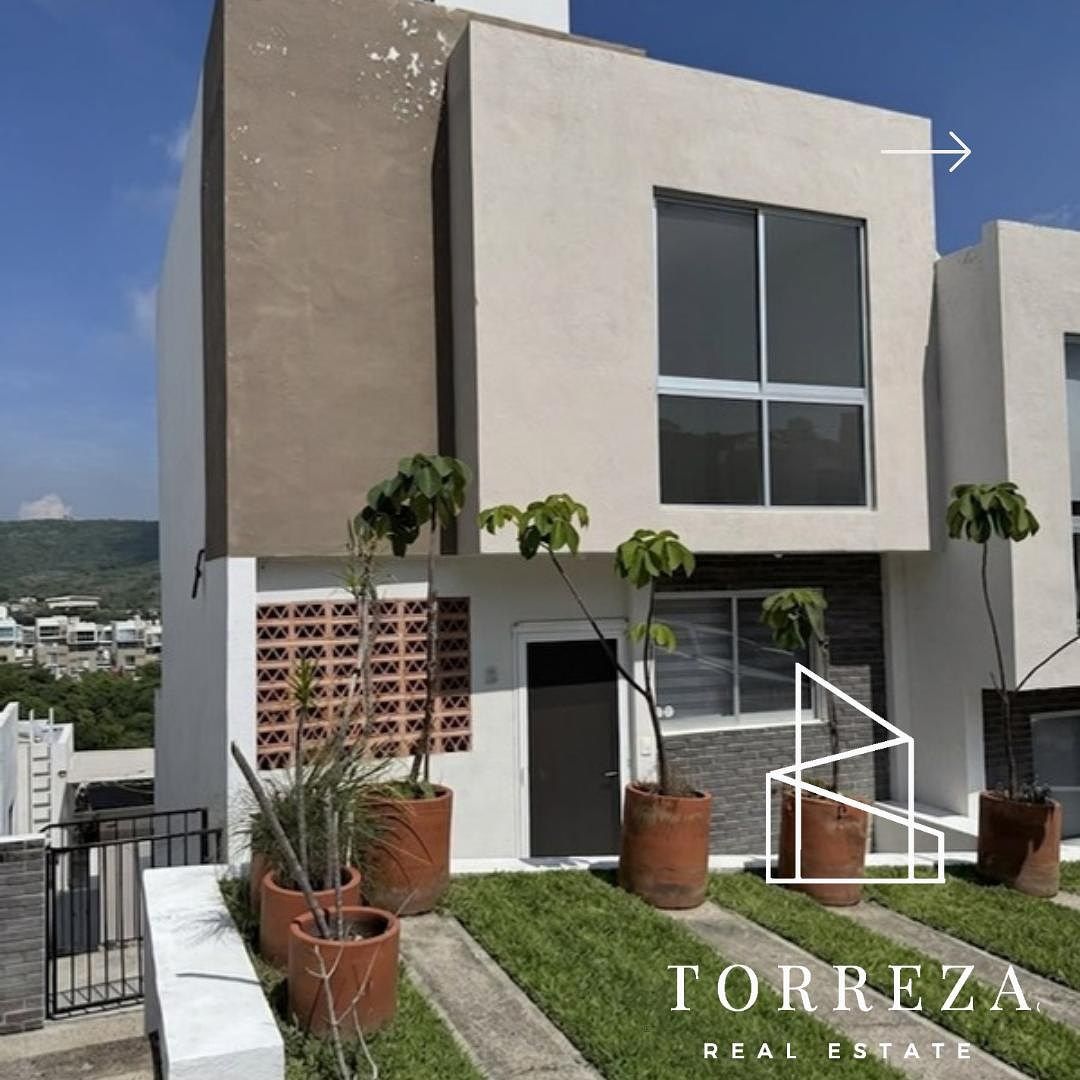 Townhouse for Sale – Colinas de San Isidro, within a gated community., photo 1 of 13