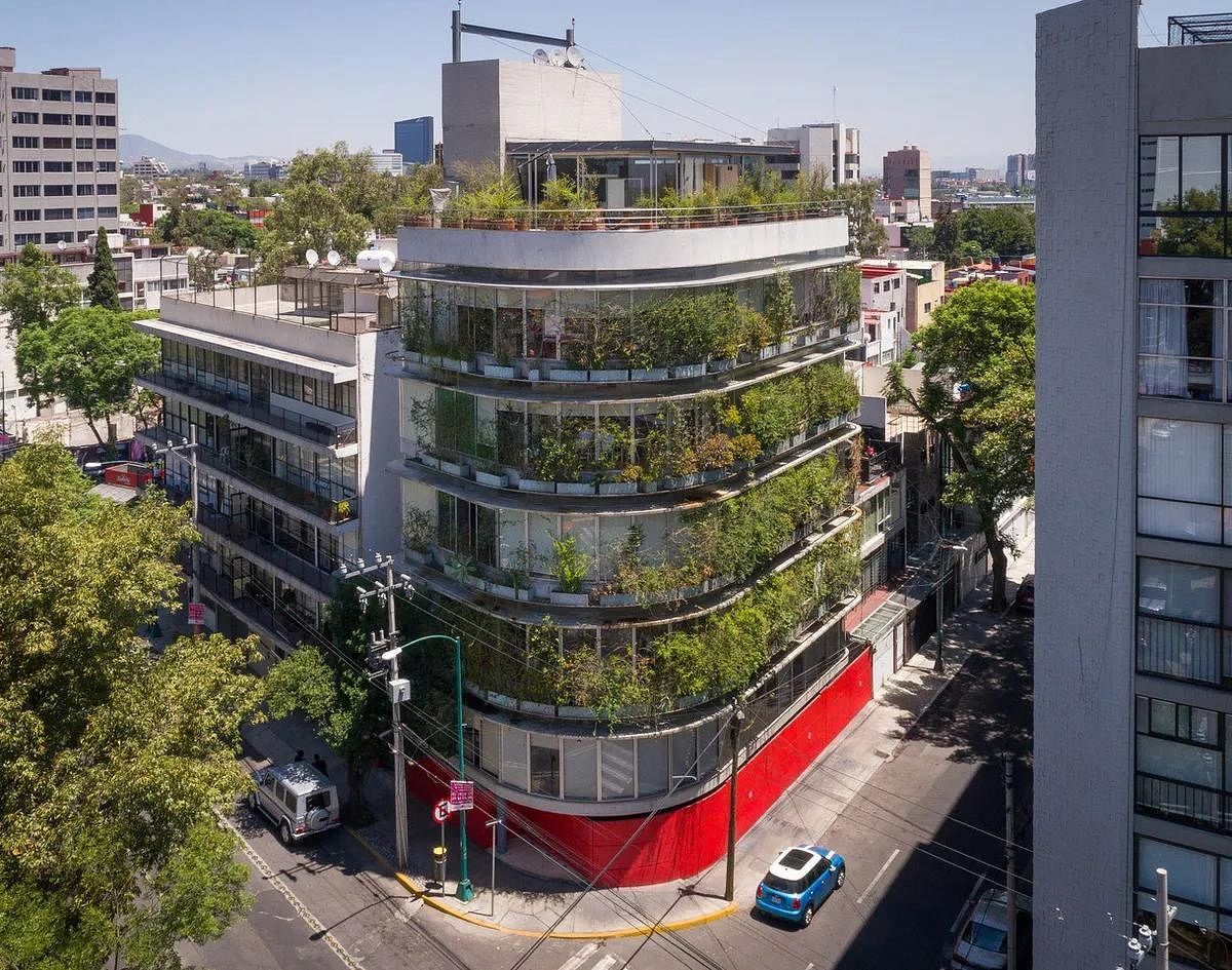 Office building for Sale, photo 1 of 5