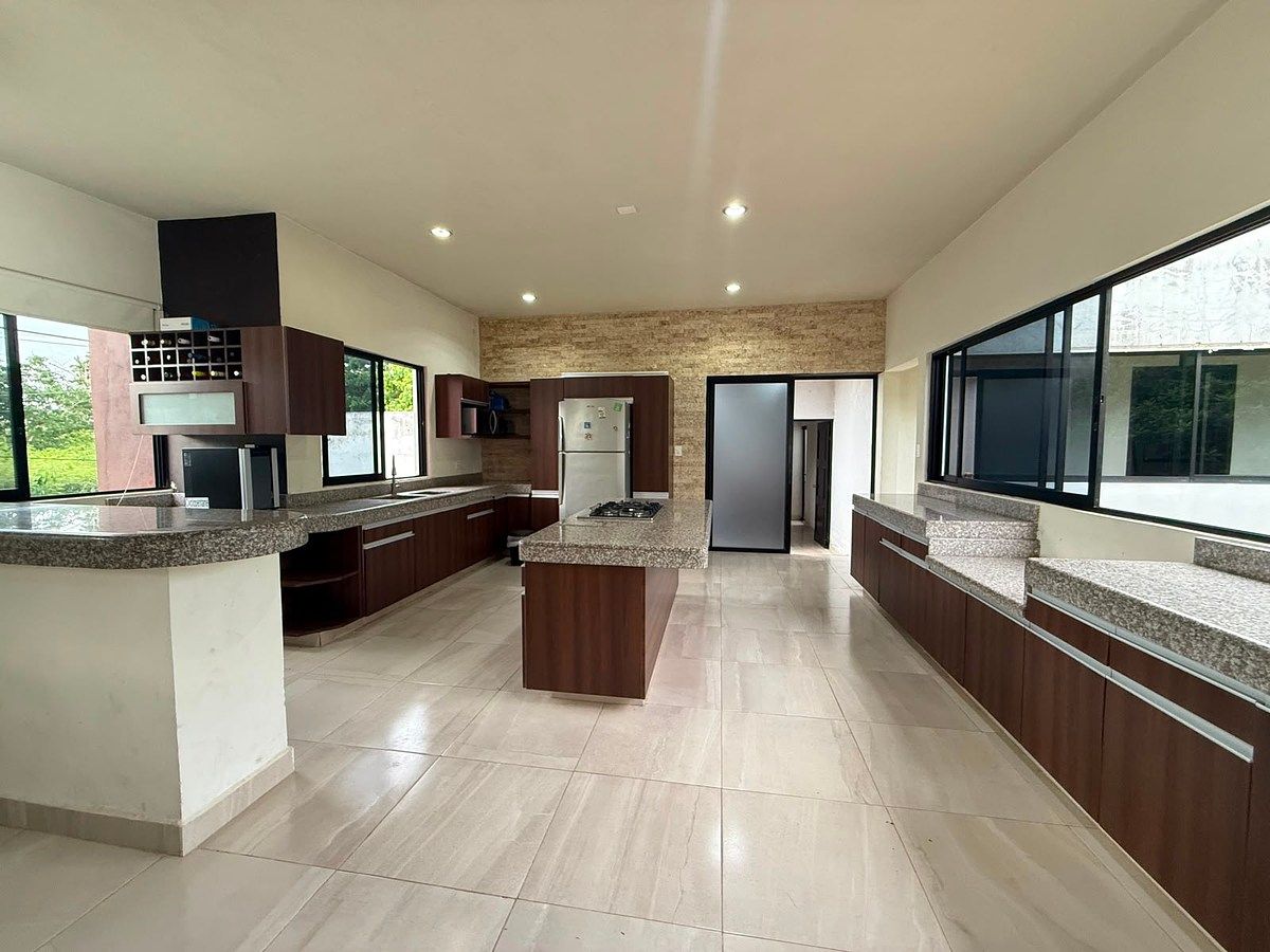 CASA EN VENTA| VALLADOLID, YUCATAN| 4 HABITACIONES, foto 1 de 21