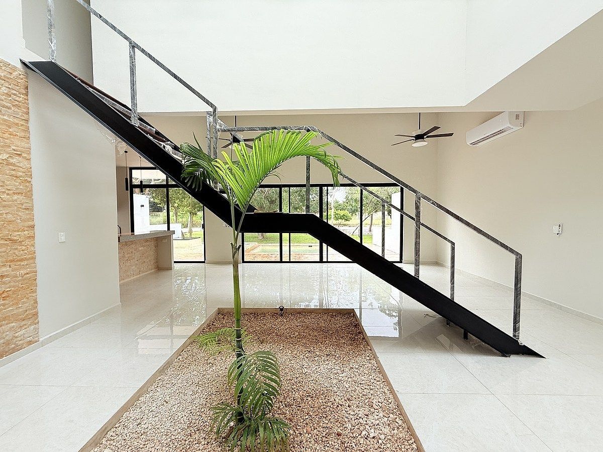 House in Gated Community in Altozano, Mérida, photo 9 of 16
