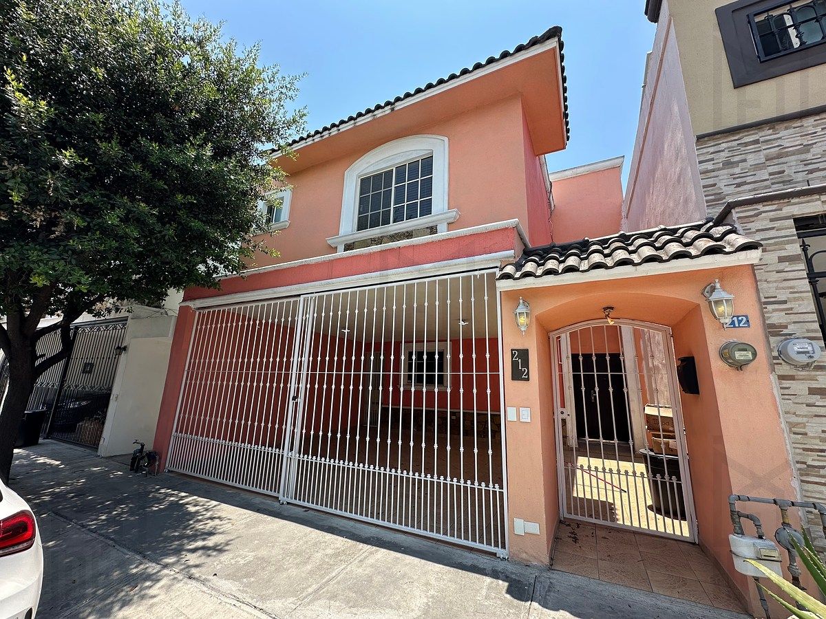 0152 - Casa para Alugar em Privadas de Anáhuac, Setor Francês, General Escobedo, foto 1 de 19