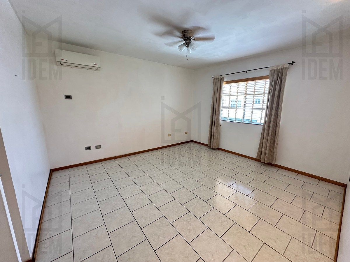 Casa em Anáhuac, San Nicolás de los Garza, foto 11 de 19