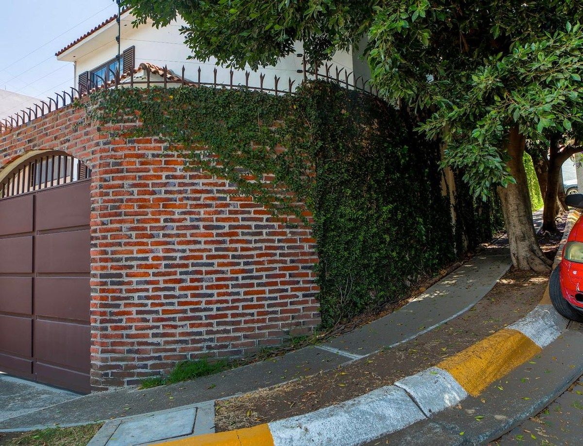 Fachada, foto 1 de 20