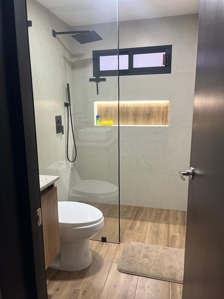 Baño Compartido, foto 8 de 15