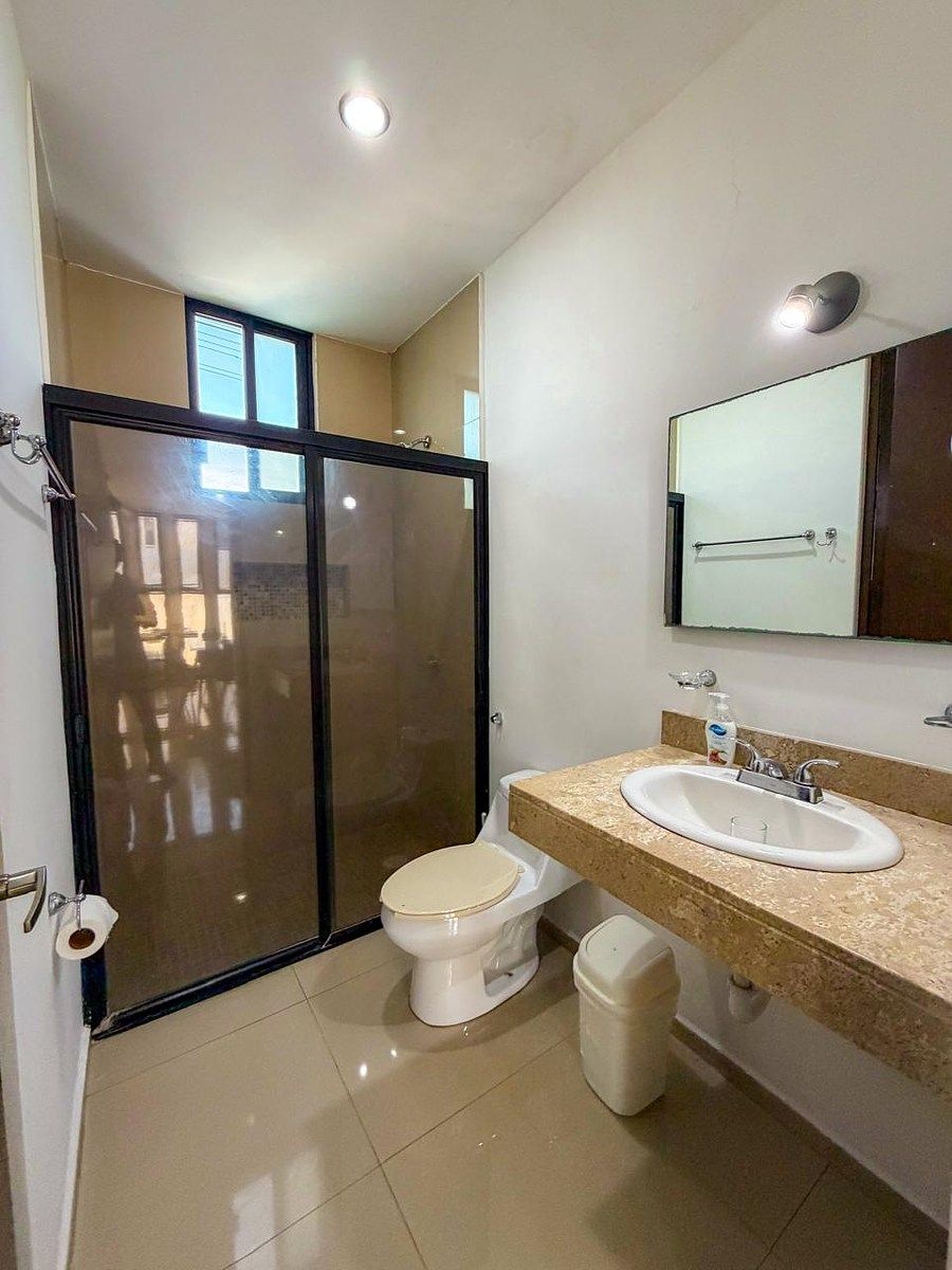 Baño Compartido, foto 10 de 10