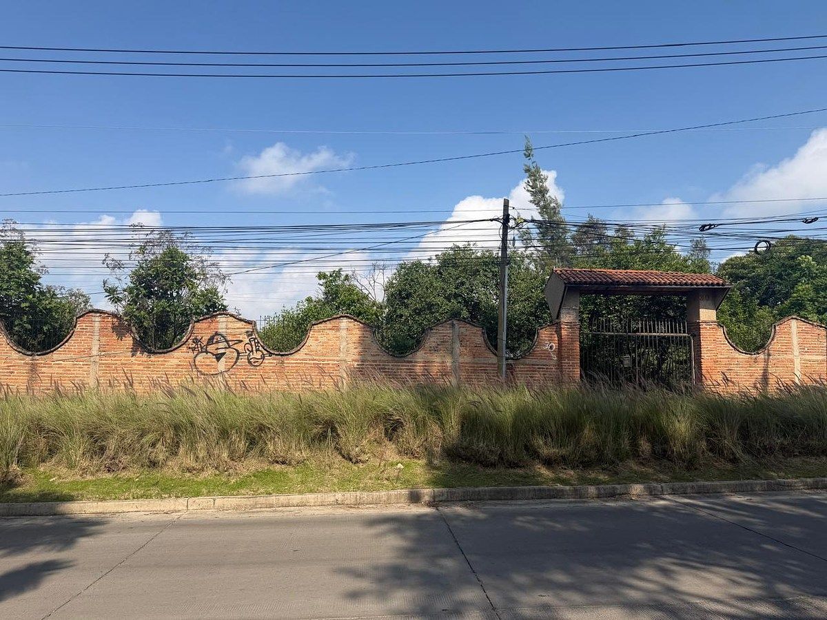 Lote comercial em Bosques Del Centinela I, Zapopan, foto 6 de 7