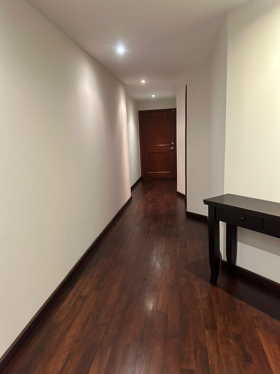 Apartamento en Zona 10, Guatemala, foto 7 de 10