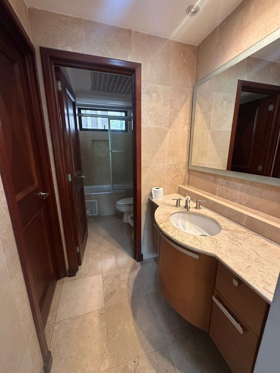 Apartamento en Zona 10, Guatemala, foto 10 de 10