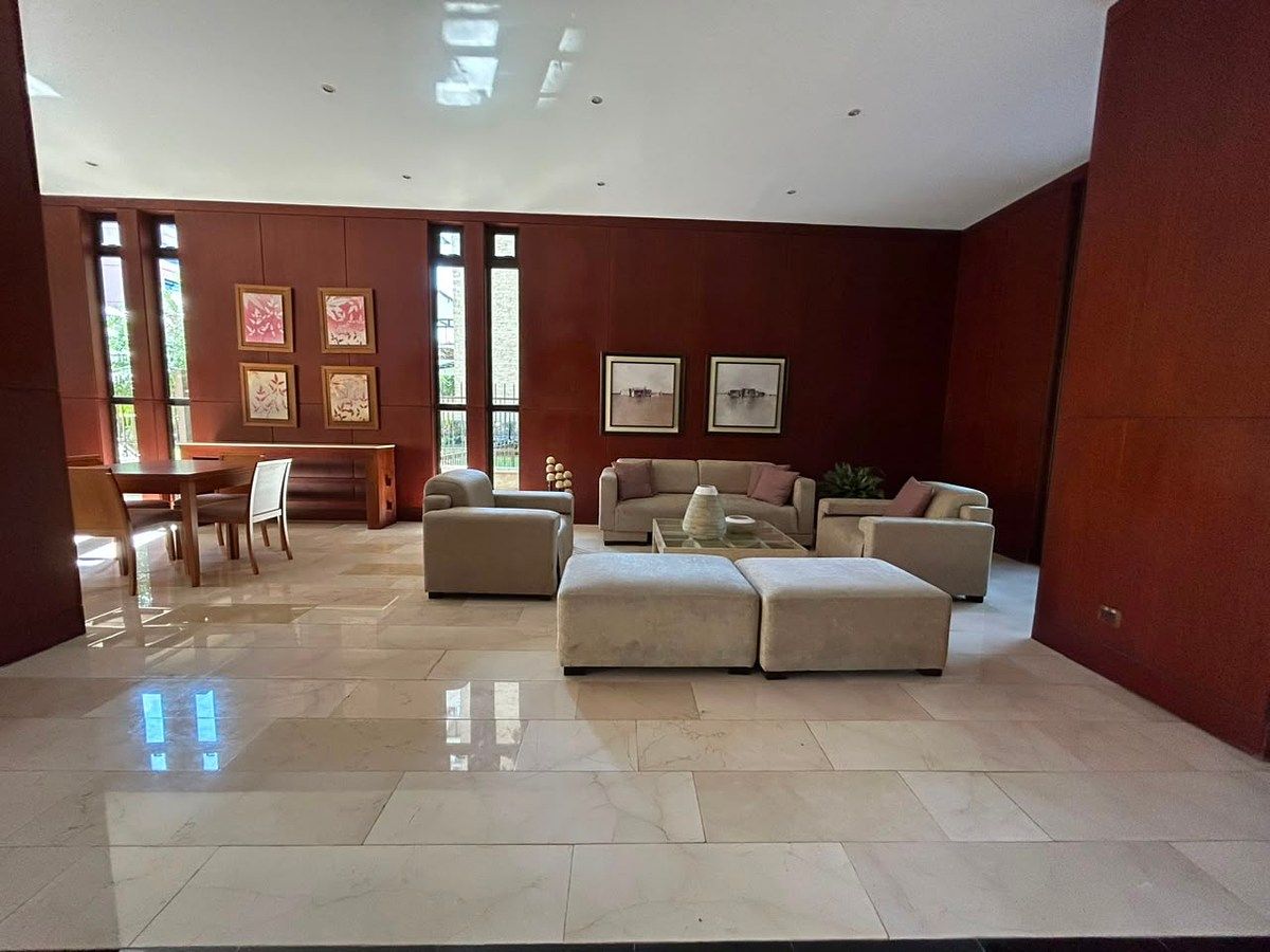 Apartamento en Zona 10, Guatemala, foto 13 de 17