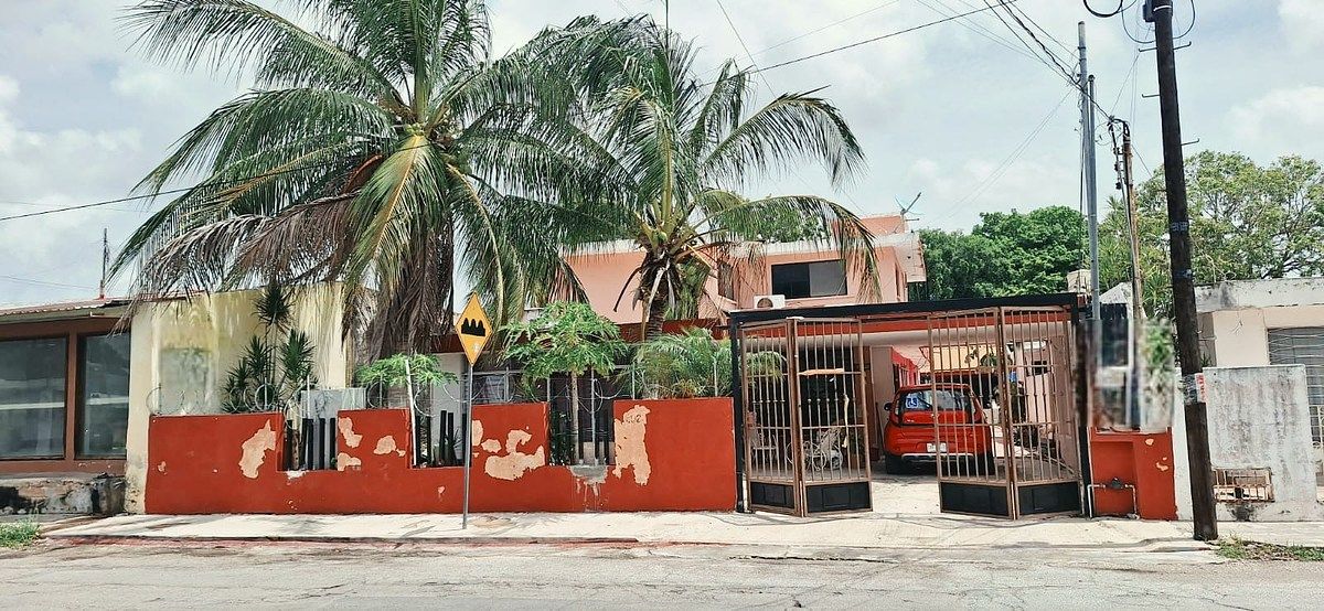 terreno con construcción, foto 1 de 3