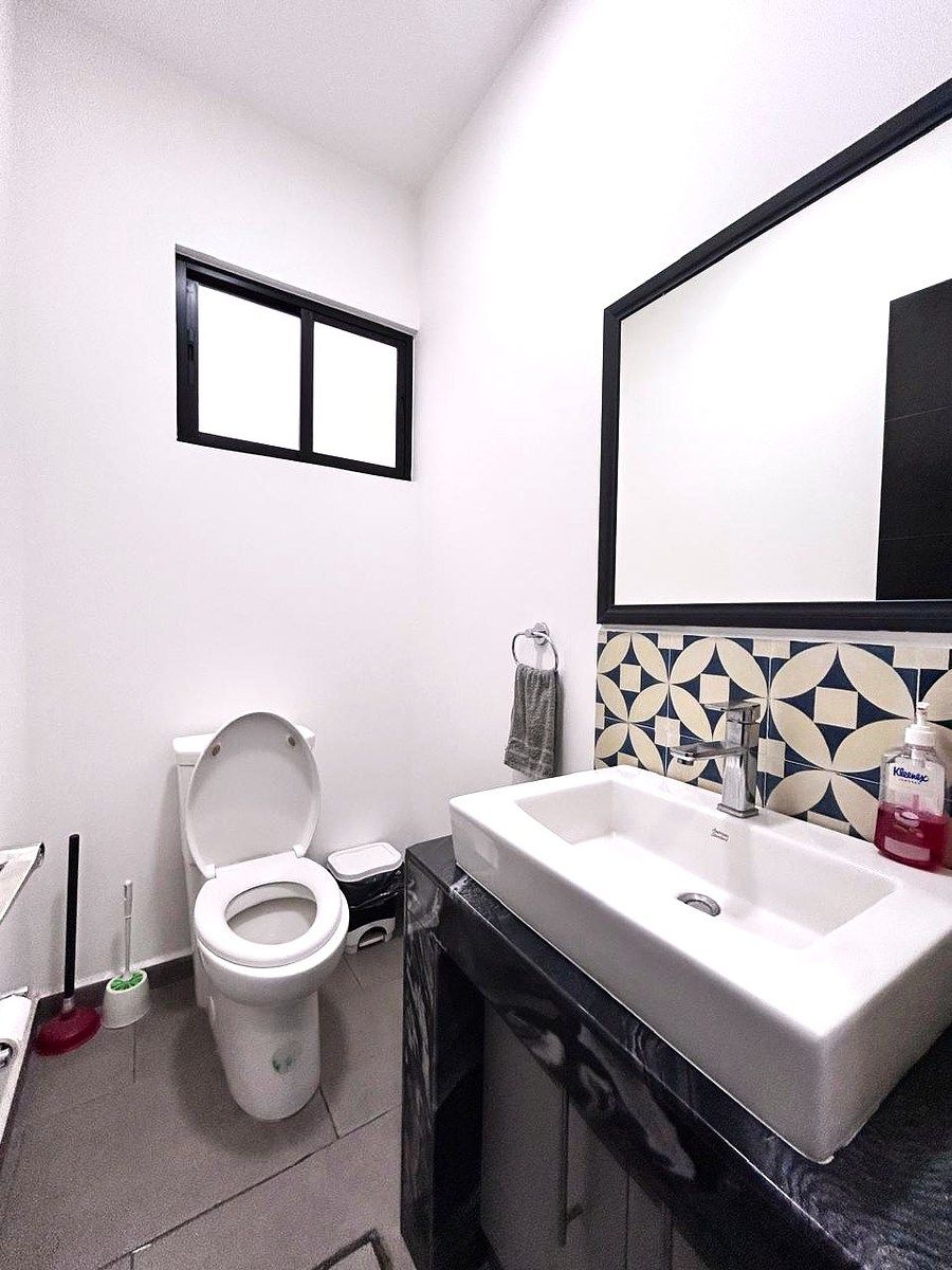 House with Commercial Use in Guadalupe Inn, Álvaro Obregón, photo 15 of 50